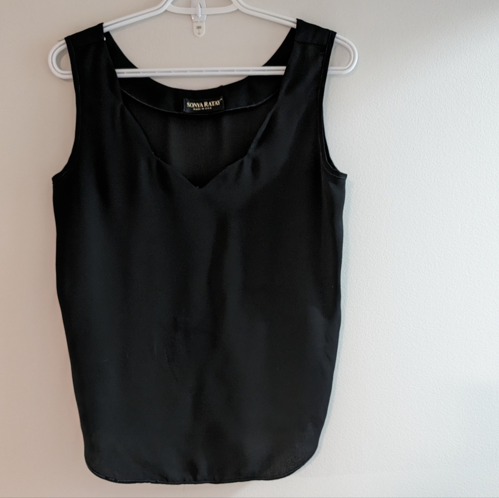 SONYA RATAY - Sleeveless Blouse